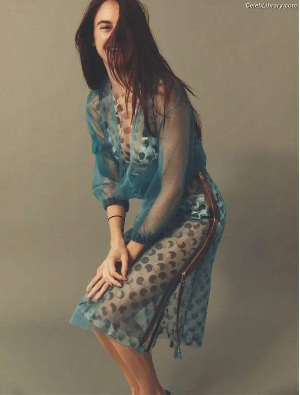 Shailene Woodley photo 15 of 1036