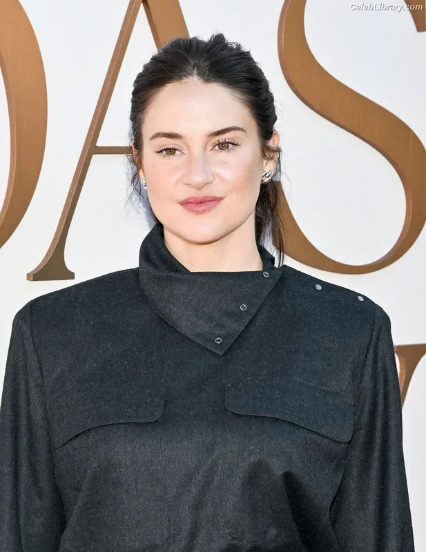 Shailene Woodley photo 3 of 1036