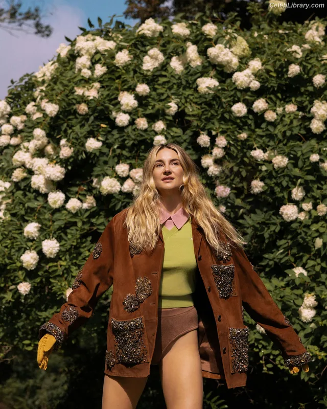 Shailene Woodley photo 7 of 1036