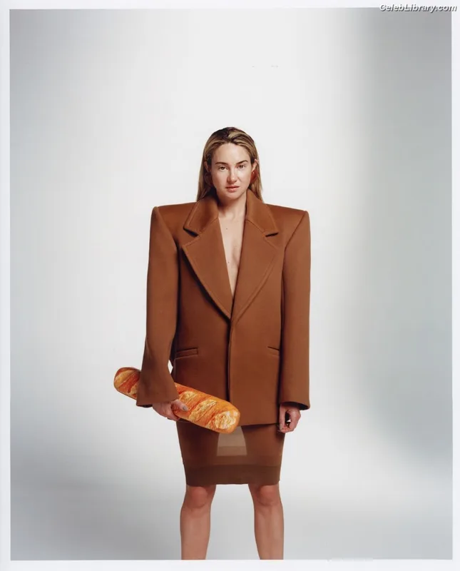 Shailene Woodley photo 11 of 1036
