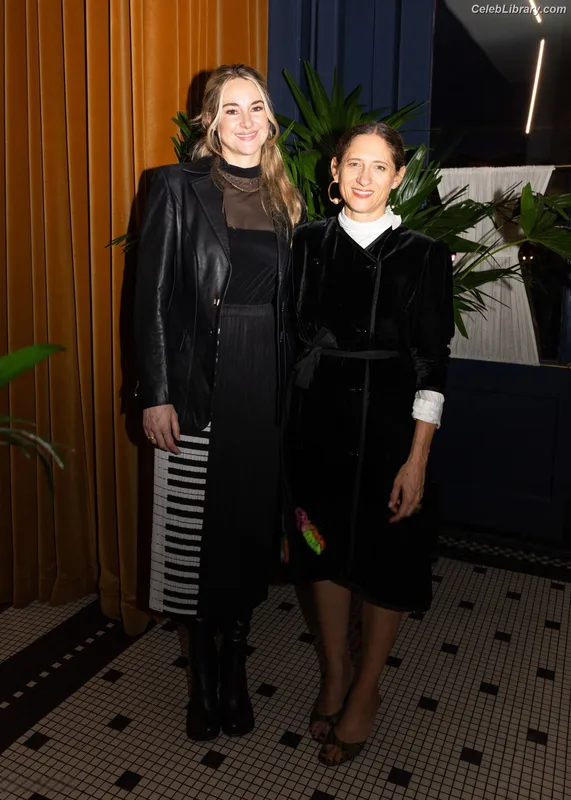 Shailene Woodley photo 18 of 1036