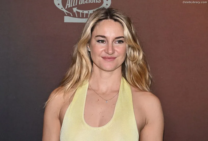 Shailene Woodley photo 23 of 1036