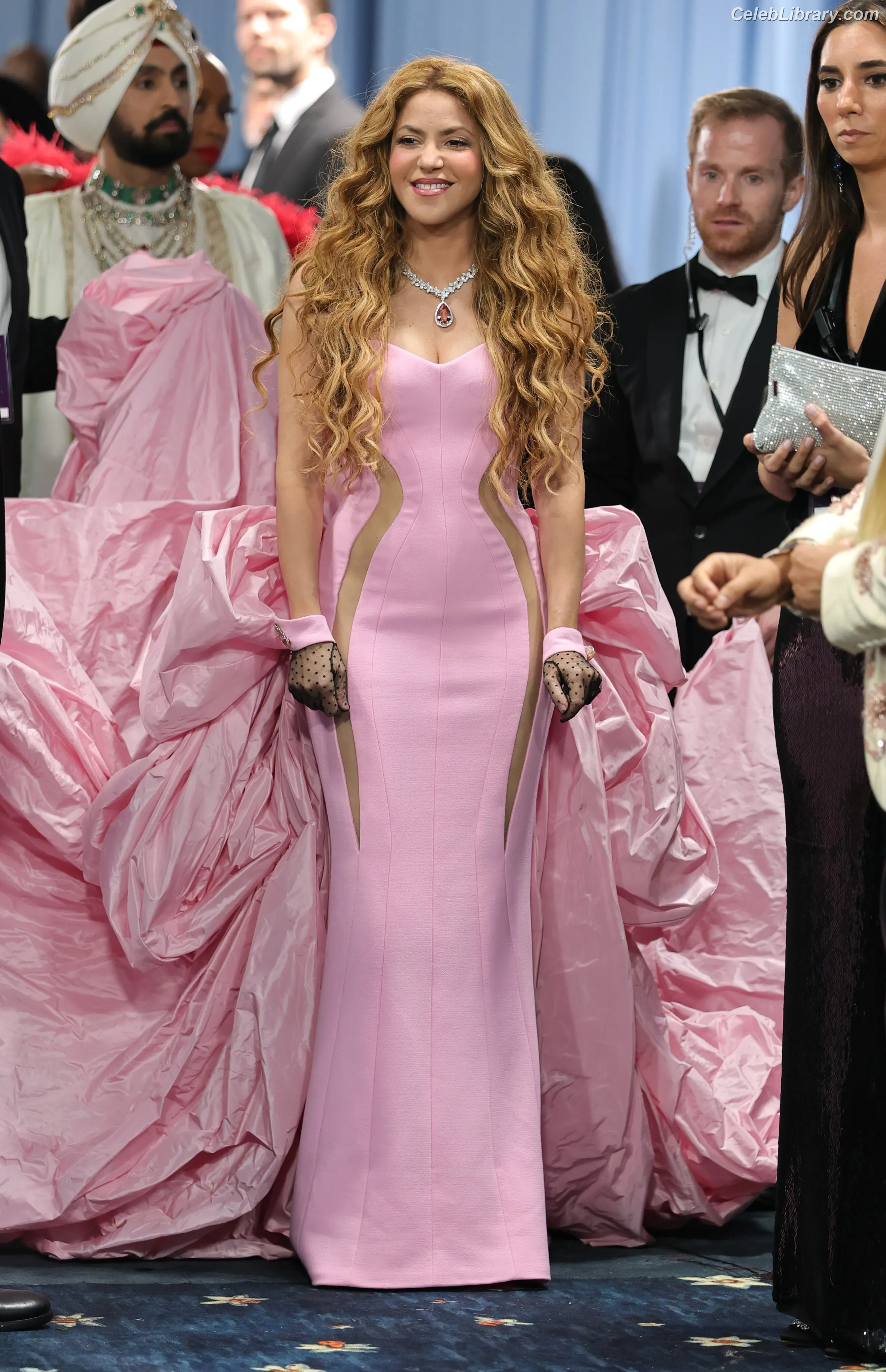 Shakira photo 20 of 1546