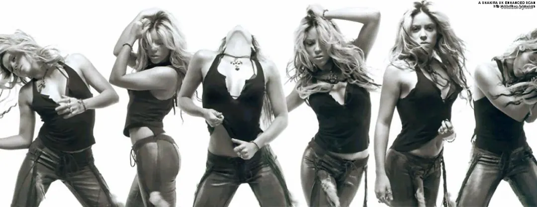 Shakira photo 24 of 1546