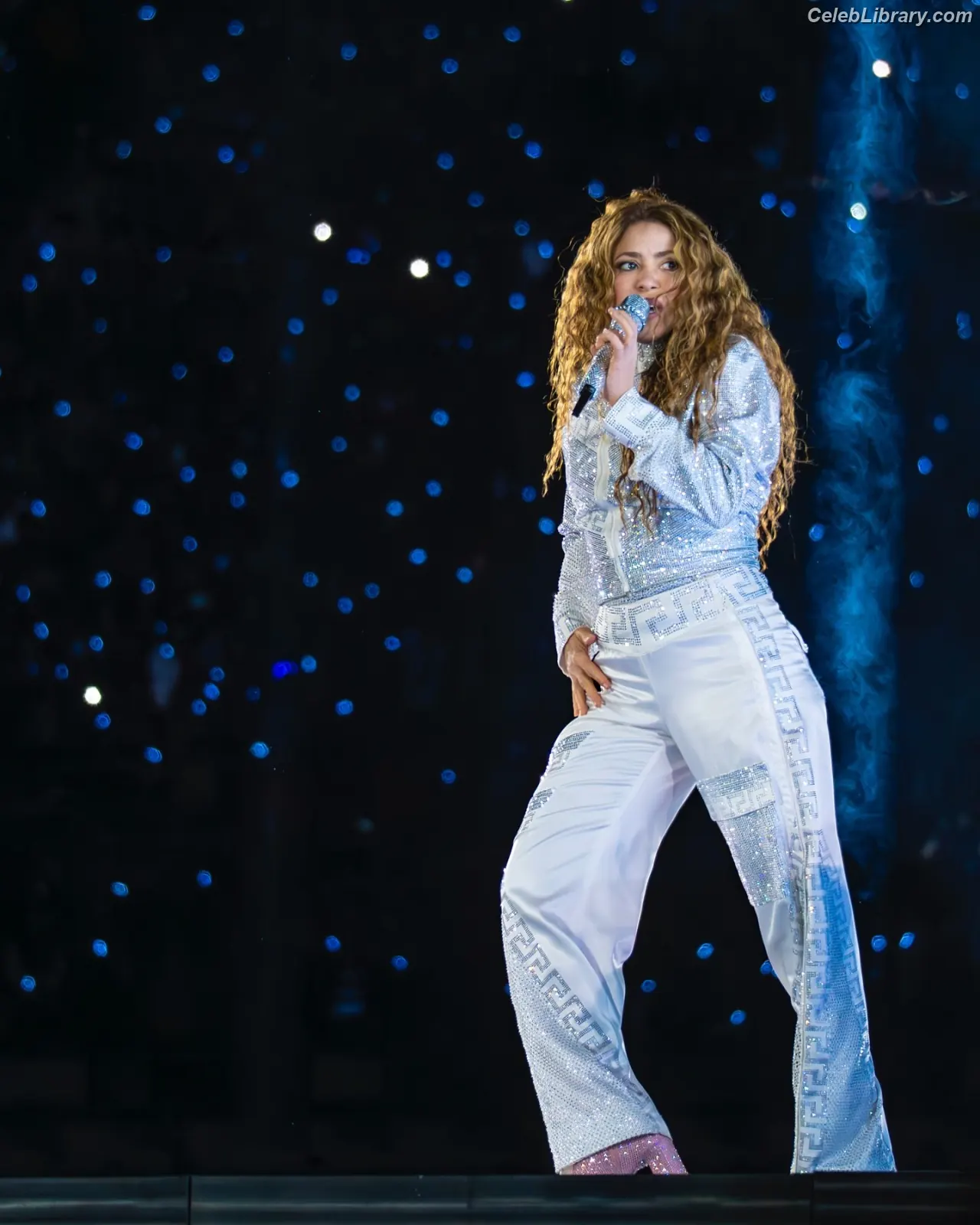 Shakira photo 6 of 1546