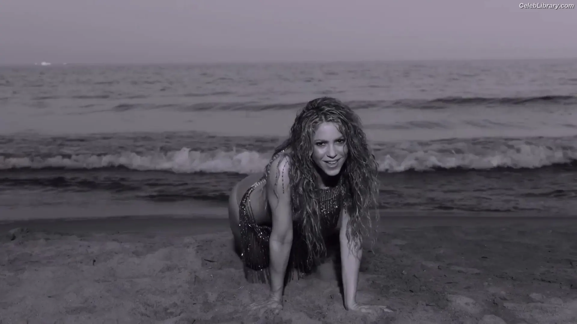 Shakira photo 13 of 1546