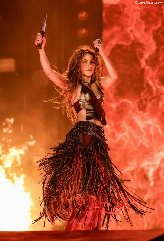 Shakira photo 20 of 1543