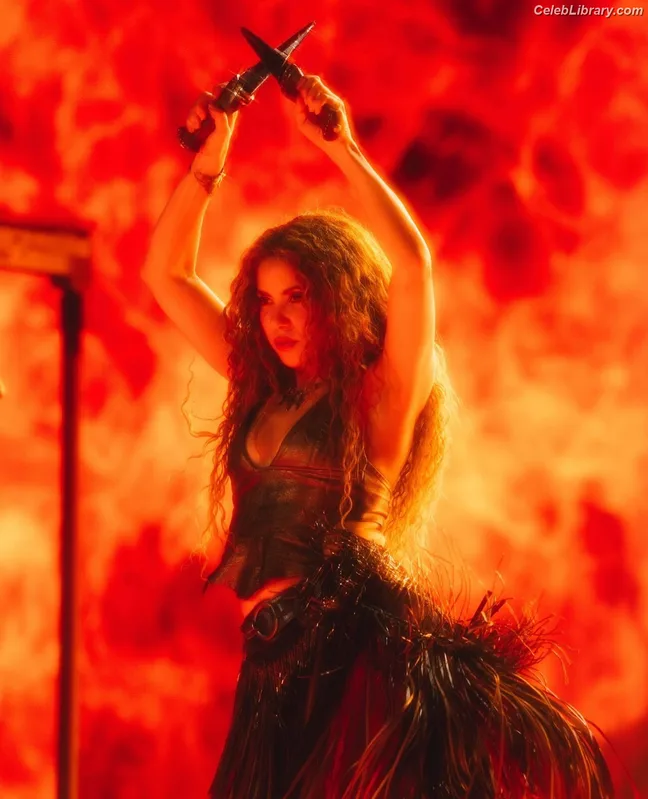 Shakira photo 21 of 1543