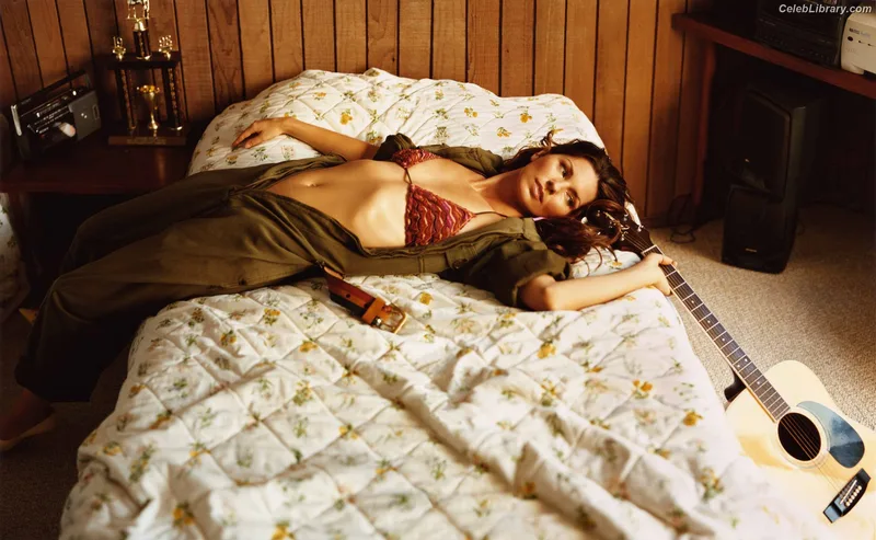 Shania Twain photo 18 of 134