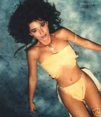 Shania Twain photo 9 of 134