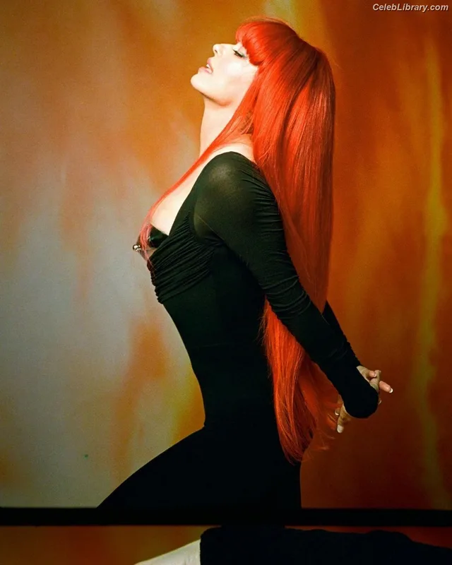 Shania Twain photo 10 of 134