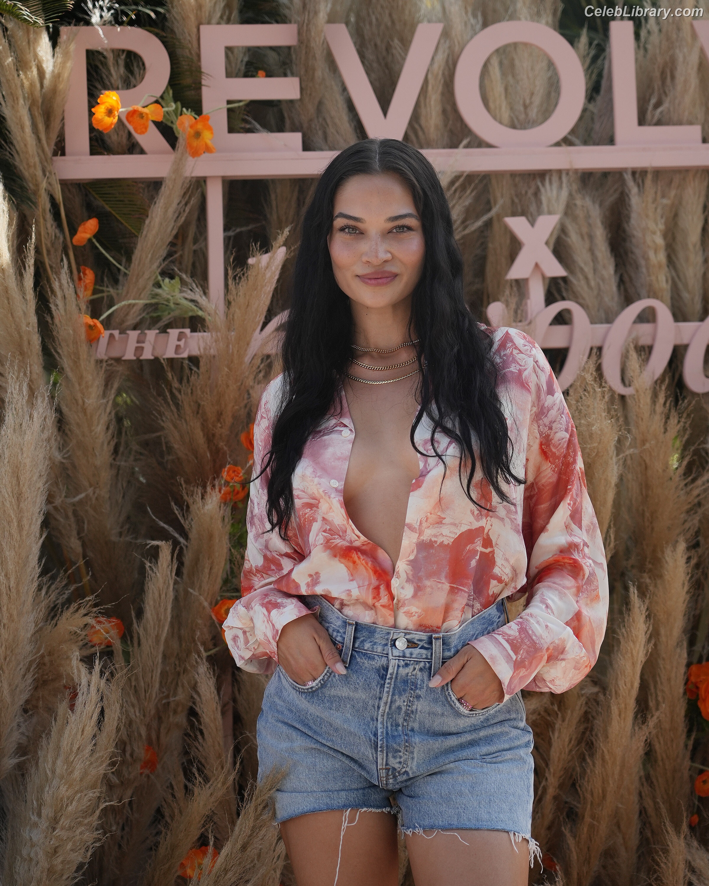 Shanina Shaik photo 14 of 220
