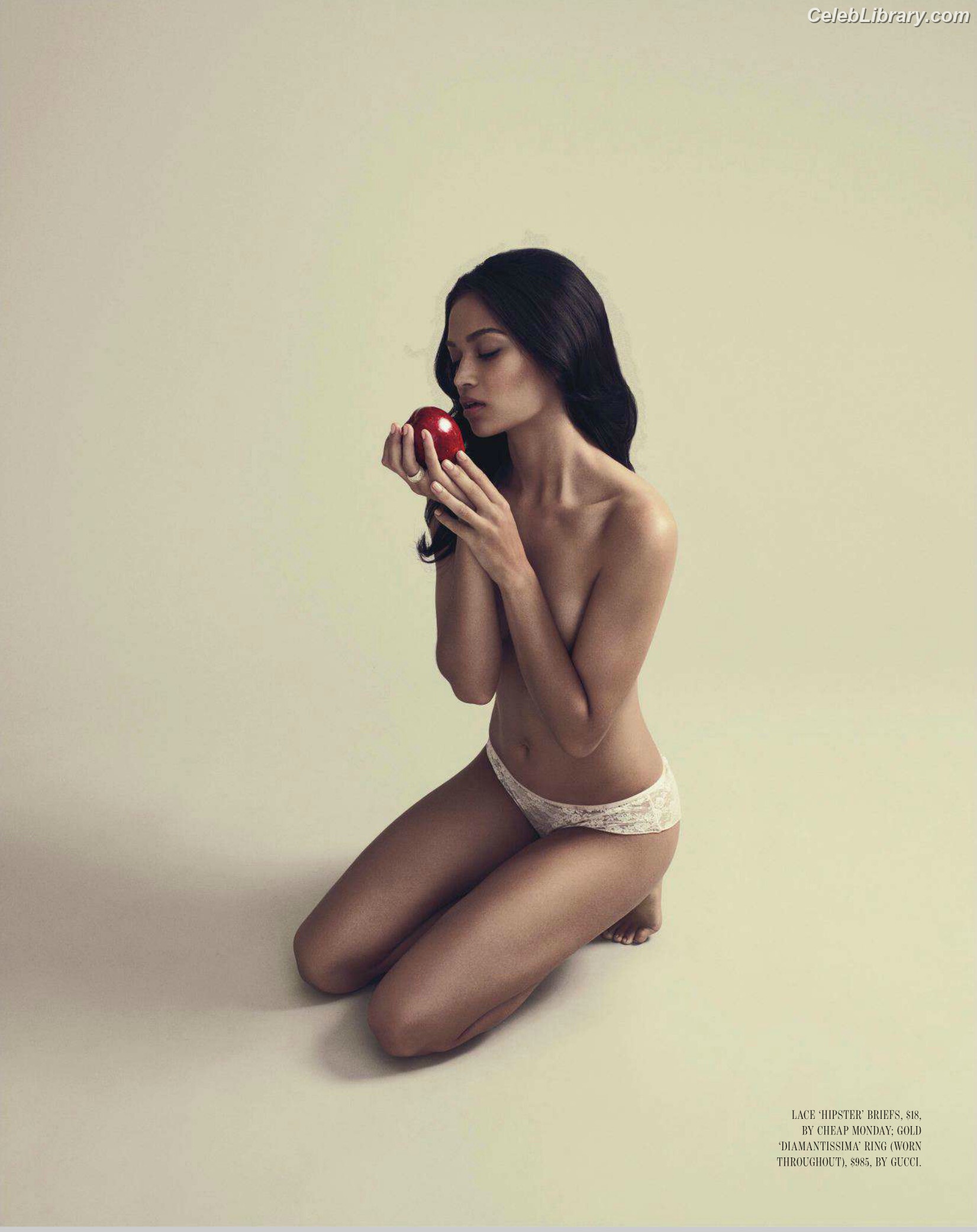 Shanina Shaik photo 11 of 220