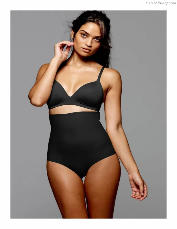 Shanina Shaik photo 6 of 220