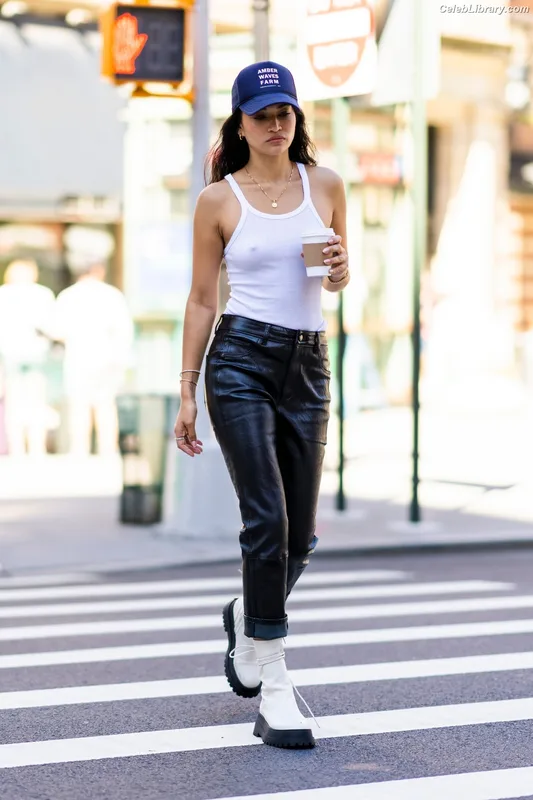 Shanina Shaik photo 13 of 220