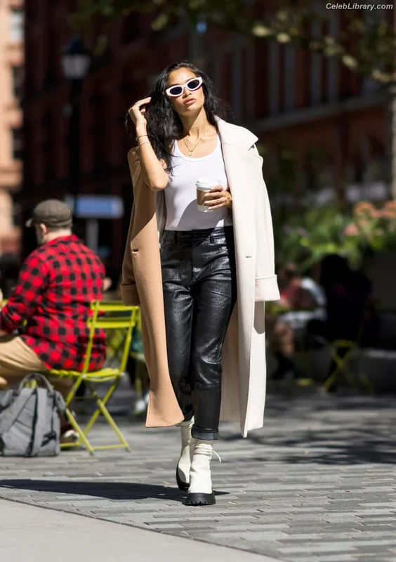 Shanina Shaik photo 18 of 220
