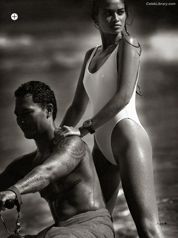 Shanina Shaik photo 15 of 220