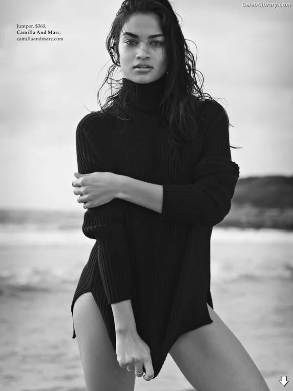 Shanina Shaik photo 8 of 220