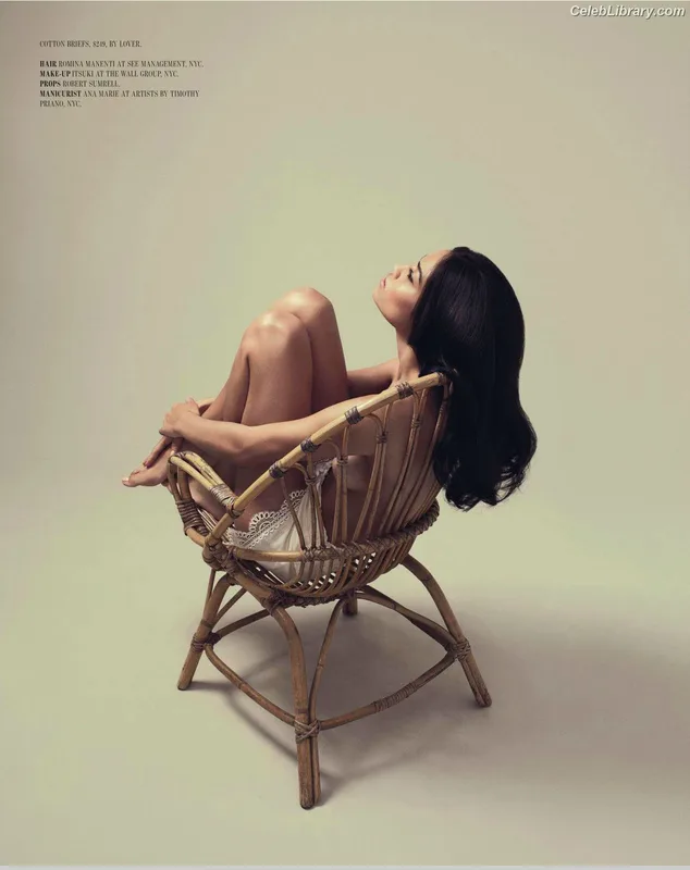 Shanina Shaik photo 14 of 220