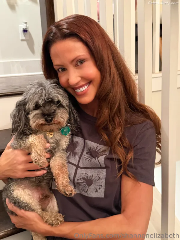 Shannon Elizabeth photo 18 of 149