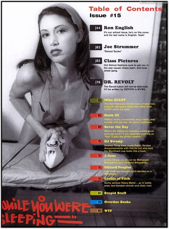 Shannon Elizabeth photo 2 of 149