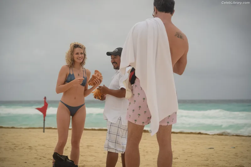 Shantel VanSanten photo 22 of 411