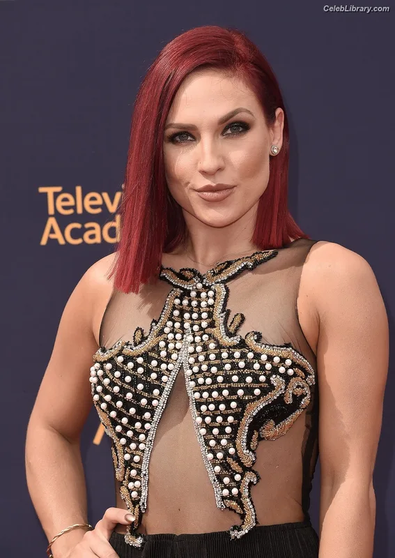 Sharna Burgess photo 14 of 26