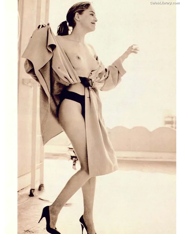 Sharon Stone photo 20 of 184