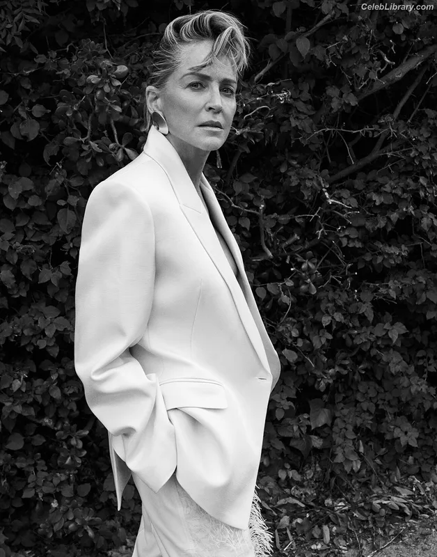 Sharon Stone photo 20 of 184