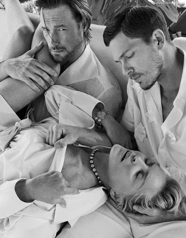 Sharon Stone photo 23 of 184