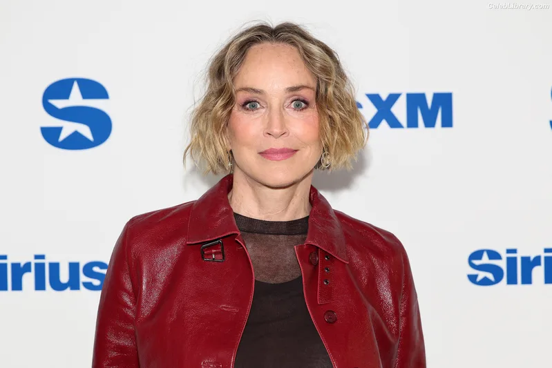 Sharon Stone photo 22 of 184