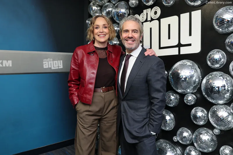 Sharon Stone photo 7 of 184