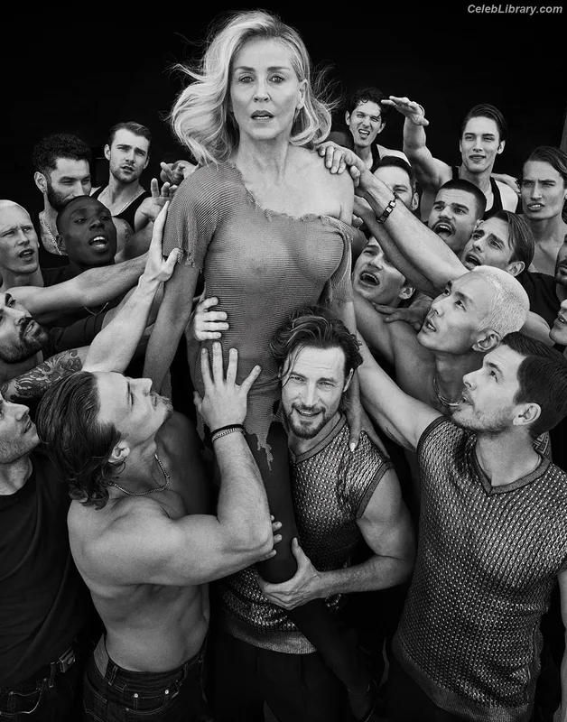 Sharon Stone photo 17 of 184
