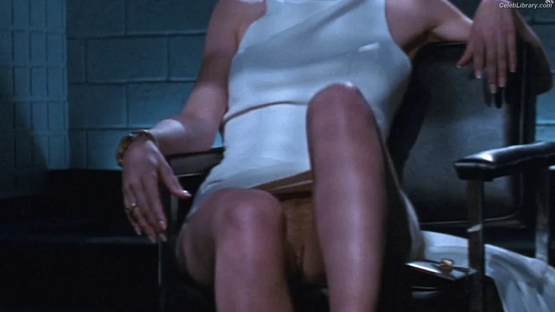 Sharon Stone photo 11 of 184