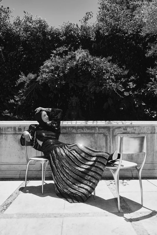 Sharon Stone photo 13 of 184