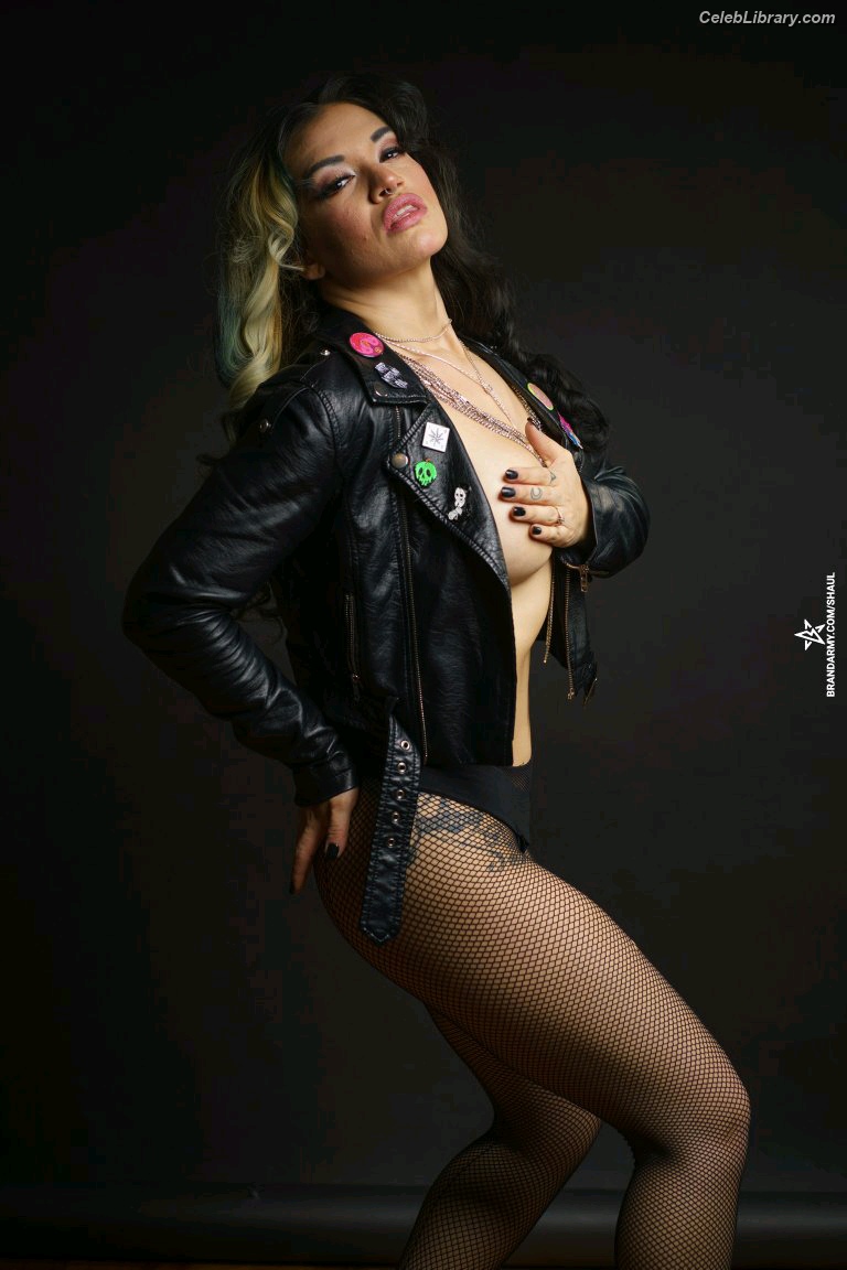 Shaul Guerrero photo 2 of 19