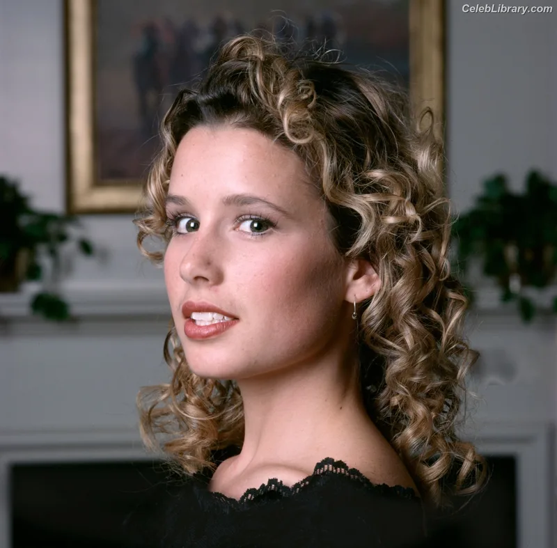 Shawnee Smith photo 13 of 93