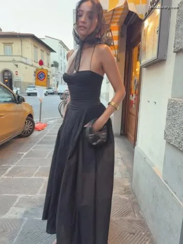 Shay Mitchell photo 15 of 560