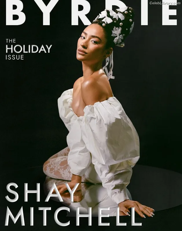 Shay Mitchell photo 10 of 560