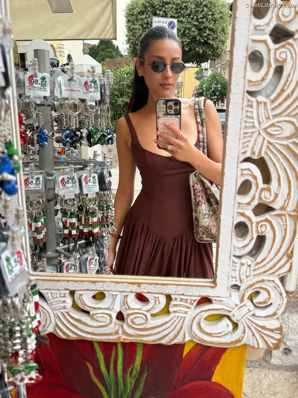 Shay Mitchell photo 23 of 560