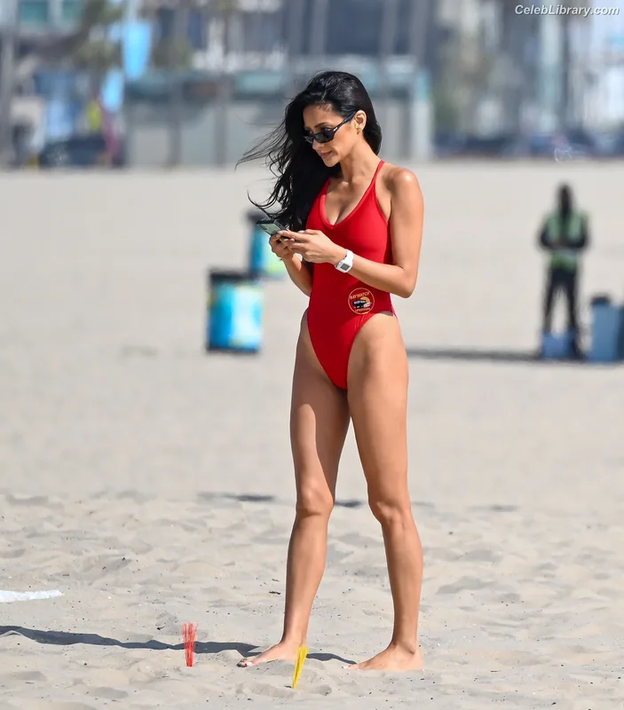 Shay Mitchell photo 23 of 560