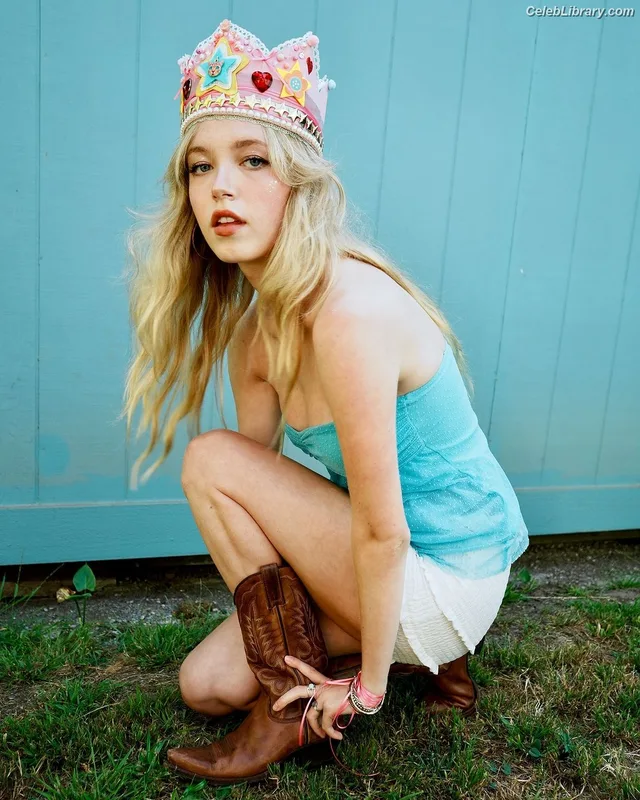 Shay Rudolph photo 9 of 15