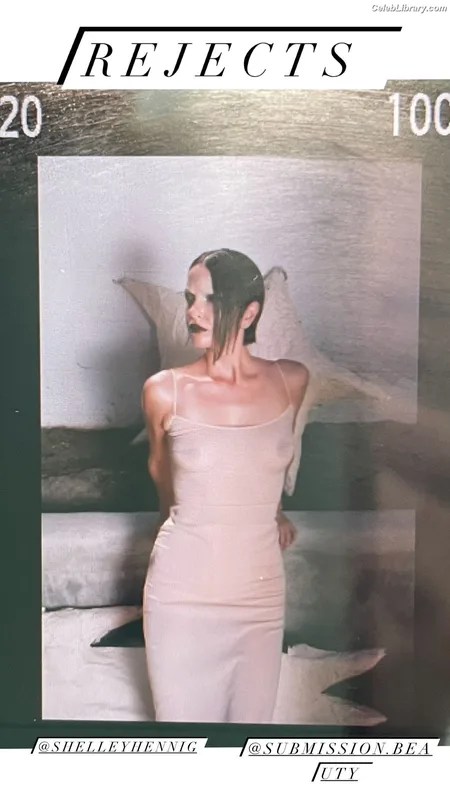 Shelley Hennig photo 23 of 182