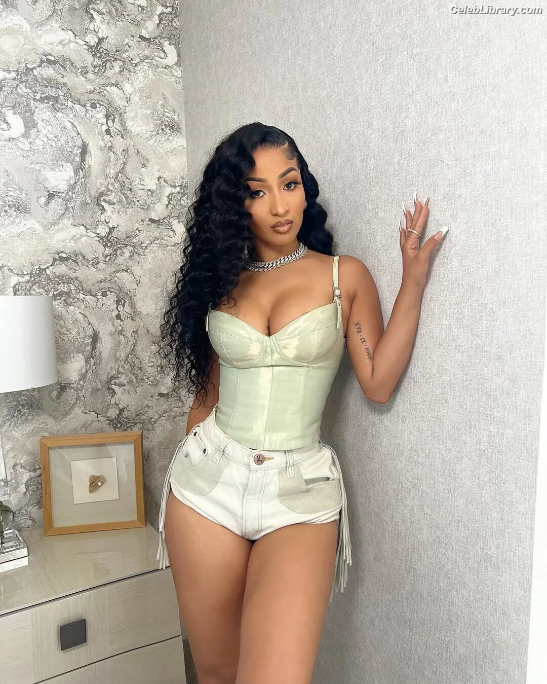 Shenseea photo 22 of 321