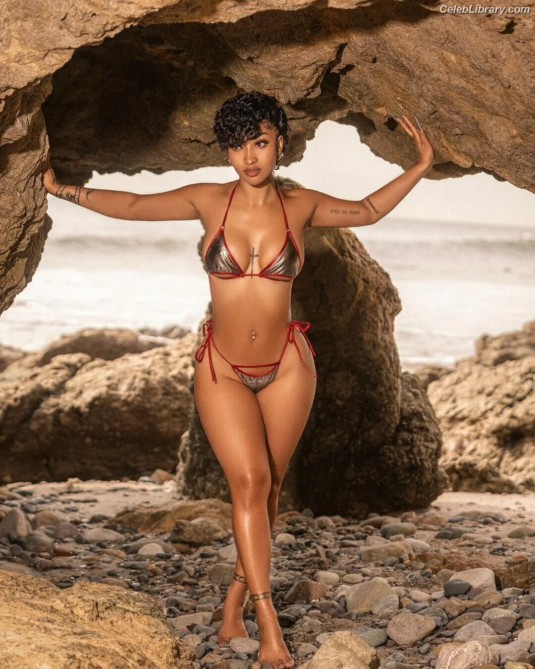 Shenseea photo 7 of 321