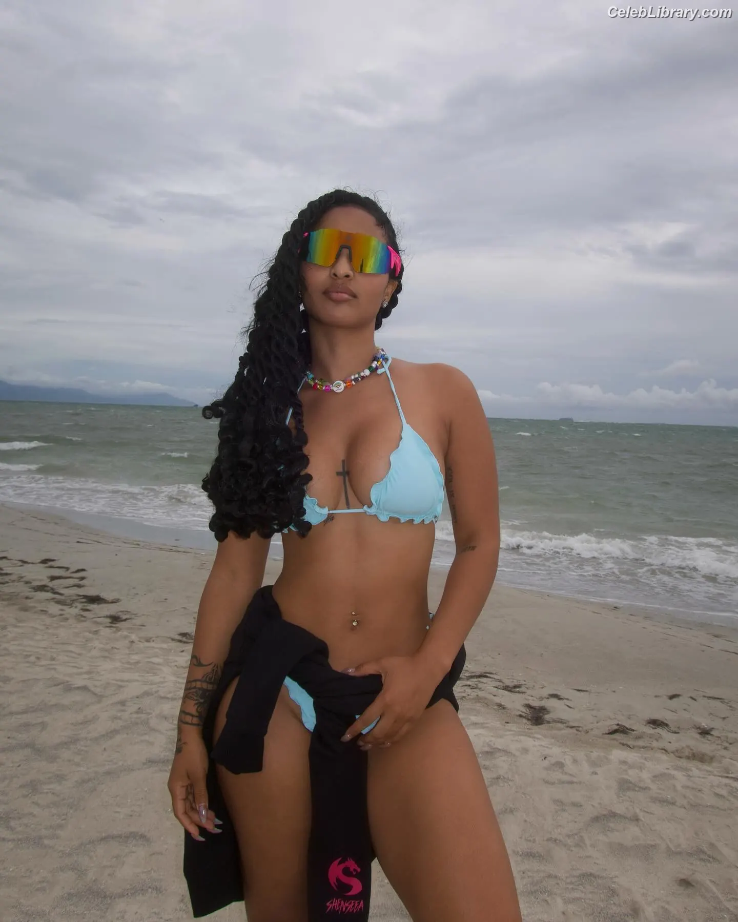 Shenseea photo 22 of 321