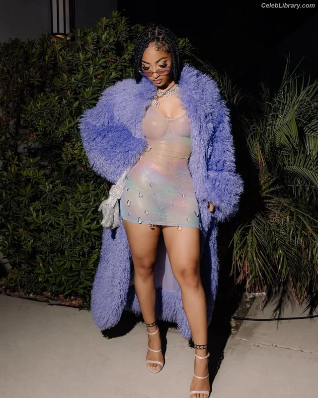 Shenseea photo 9 of 322