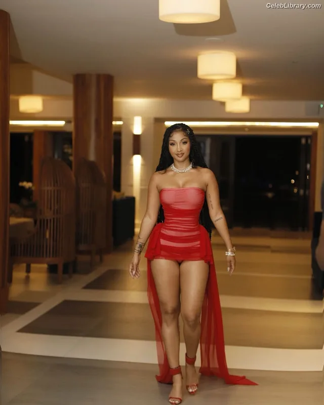 Shenseea photo 20 of 322