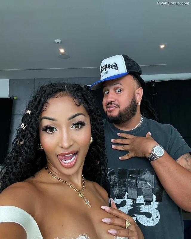 Shenseea photo 15 of 322