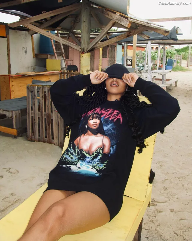 Shenseea photo 20 of 322